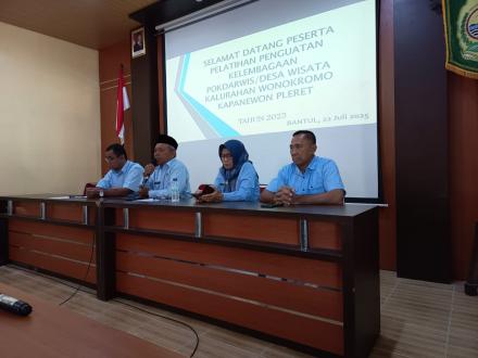 PELATIHAN PENGUATAN KELEMBAGAAN POKDARWIS /DESA WISATA KALURAHAN WONOKROMO TAHUN 2025